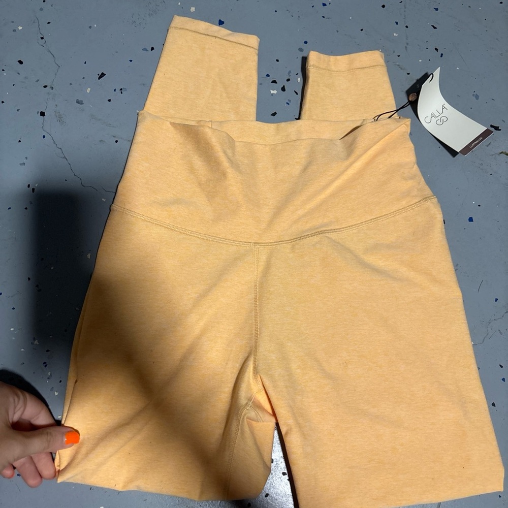 Women’s CALIA bike Carrie Underwood legging size medium brand new